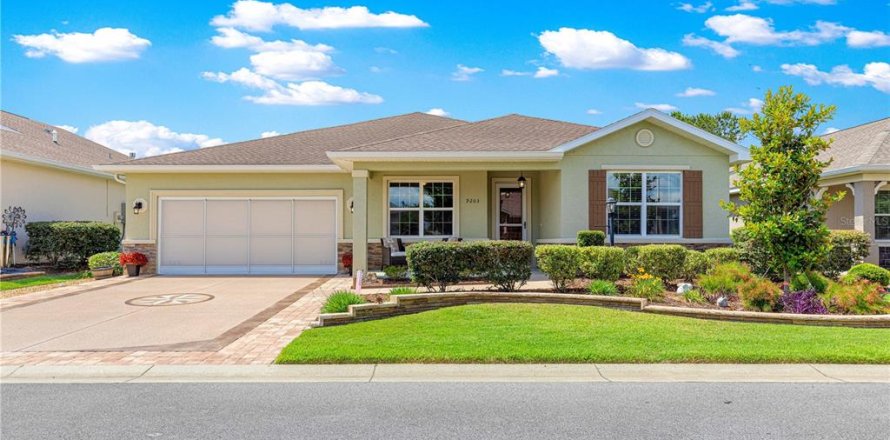 House in Ocala, Florida 2 bedrooms, 183.2 sq.m. № 1757614