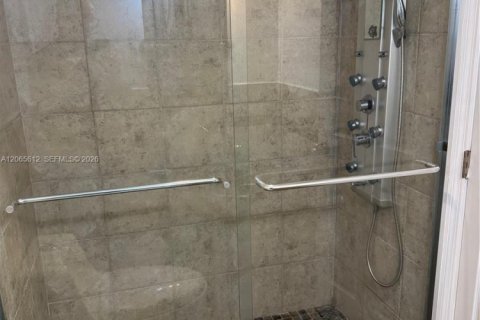 Apartamento en alquiler en Coral Springs, Florida, 1 dormitorio, 76.18 m2 № 2278760 - foto 12