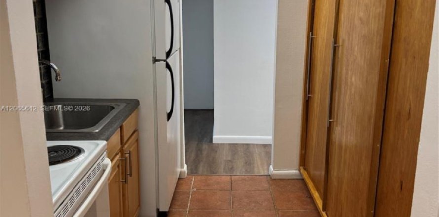 Apartamento en Coral Springs, Florida 1 dormitorio, 76.18 m2 № 2278760