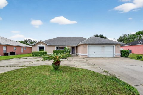 Casa en venta en Palm Coast, Florida, 3 dormitorios, 162.39 m2 № 1902504 - foto 1