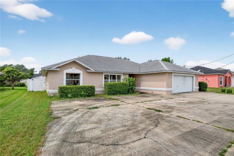 Casa en venta en Palm Coast, Florida, 3 dormitorios, 162.39 m2 № 1902504 - foto 2