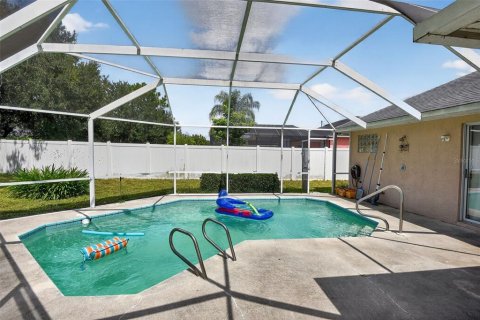 Casa en venta en Palm Coast, Florida, 3 dormitorios, 162.39 m2 № 1902504 - foto 11