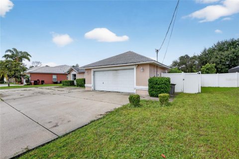 Casa en venta en Palm Coast, Florida, 3 dormitorios, 162.39 m2 № 1902504 - foto 4