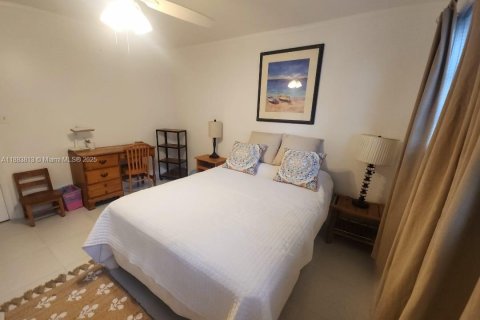 Condominio en alquiler en North Miami, Florida, 2 dormitorios, 128.21 m2 № 1978347 - foto 13