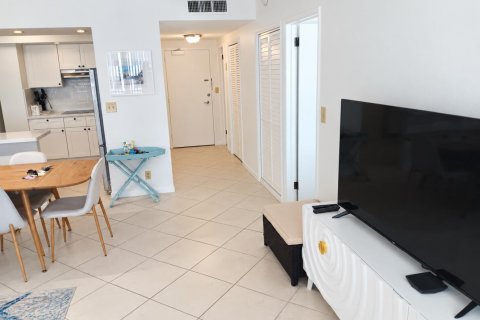 Copropriété à louer à Fort Lauderdale, Floride: 1 chambre, 74.51 m2 № 2377256 - photo 4