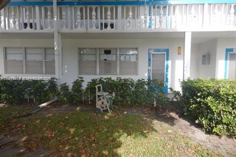 Condo in Deerfield Beach, Florida, 1 bedroom  № 2035191
