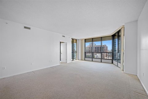 Condominio en venta en Saint Petersburg, Florida, 2 dormitorios, 163.51 m2 № 1387393 - foto 7