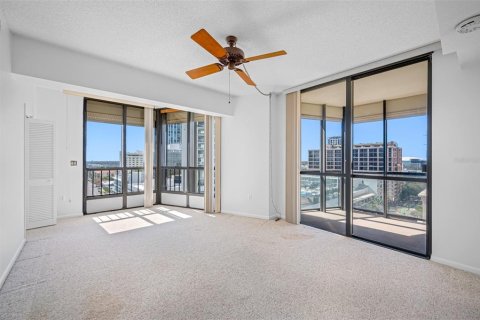 Condominio en venta en Saint Petersburg, Florida, 2 dormitorios, 163.51 m2 № 1387393 - foto 22