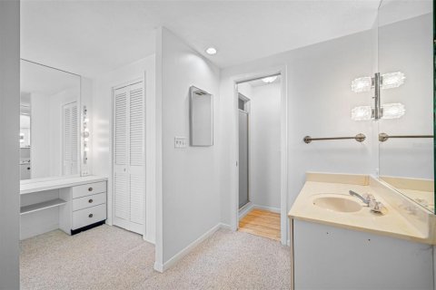 Condominio en venta en Saint Petersburg, Florida, 2 dormitorios, 163.51 m2 № 1387393 - foto 28
