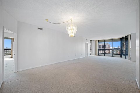 Condominio en venta en Saint Petersburg, Florida, 2 dormitorios, 163.51 m2 № 1387393 - foto 6