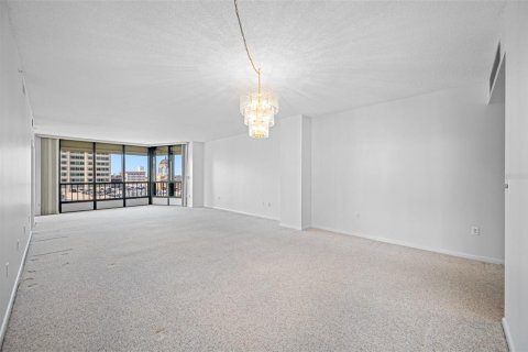 Condominio en venta en Saint Petersburg, Florida, 2 dormitorios, 163.51 m2 № 1387393 - foto 8