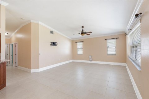 House in Cape Coral, Florida 3 bedrooms, 191.1 sq.m. № 1844710 - photo 11