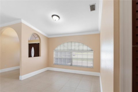 House in Cape Coral, Florida 3 bedrooms, 191.1 sq.m. № 1844710 - photo 3