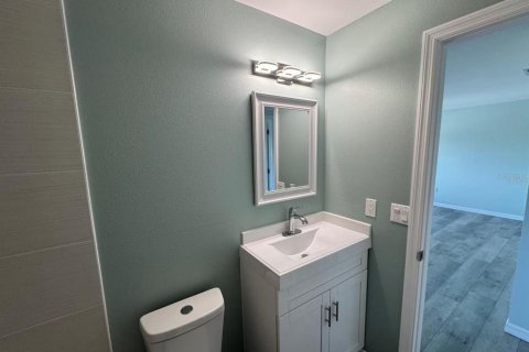 Condominio en alquiler en Venice, Florida, 2 dormitorios, 65.68 m2 № 1908499 - foto 7