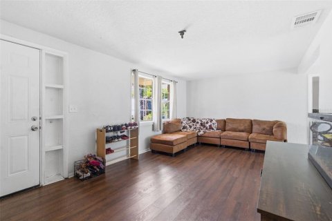 House in Holiday, Florida 3 bedrooms, 102.56 sq.m. № 2223317 - photo 9
