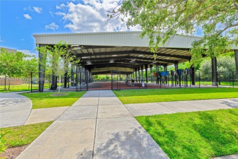 Adosado en alquiler en Sunrise, Florida, 3 dormitorios, 111.48 m2 № 2057636 - foto 19