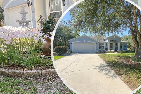 House in Citrus Springs, Florida 3 bedrooms, 155.52 sq.m. № 1736429 - photo 1