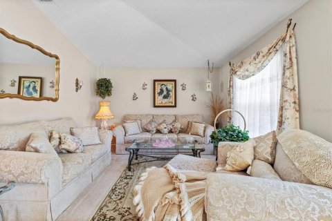House in Citrus Springs, Florida 3 bedrooms, 155.52 sq.m. № 1736429 - photo 9