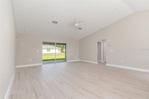 Villa ou maison à vendre à Palm Bay, Floride: 3 chambres, 168.15 m2 № 1802117 - photo 18