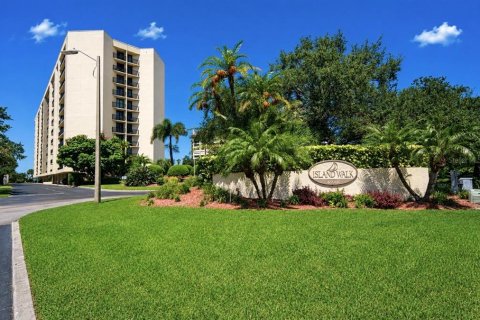 Condo in Clearwater, Florida, 2 bedrooms  № 2310593 - photo 2