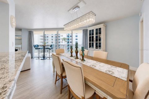 Condo in Clearwater, Florida, 2 bedrooms  № 2310593 - photo 23