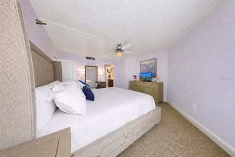 Condo in Clearwater, Florida, 2 bedrooms  № 2310593 - photo 28
