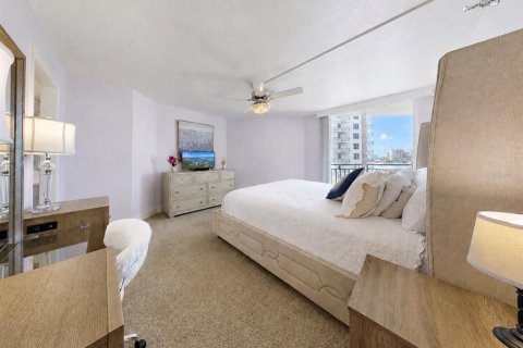 Condo in Clearwater, Florida, 2 bedrooms  № 2310593 - photo 27