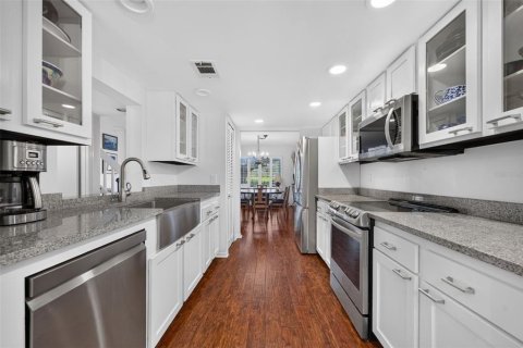Touwnhouse à vendre à Maitland, Floride: 3 chambres, 161.09 m2 № 2406915 - photo 12