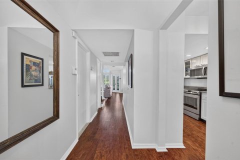 Touwnhouse à vendre à Maitland, Floride: 3 chambres, 161.09 m2 № 2406915 - photo 4