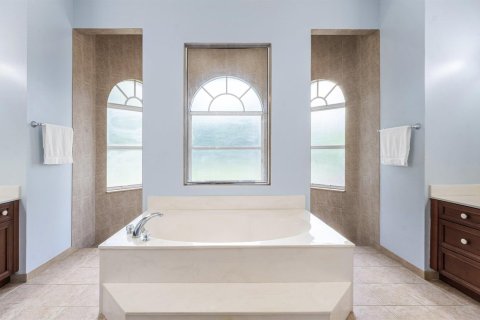 Casa en venta en Loxahatchee Groves, Florida, 4 dormitorios, 277.59 m2 № 2262180 - foto 25