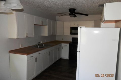 Casa en venta en Brooksville, Florida, 3 dormitorios, 89.19 m2 № 1593173 - foto 20