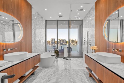 Copropriété à vendre à Miami, Floride: 3 chambres, 226.03 m2 № 2153126 - photo 23