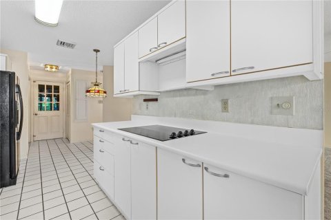 Купить таунхаус в Дейтона - Бич-Шорс, Флорида 7 комнат, 164.62м2, № 2093087 - фото 17