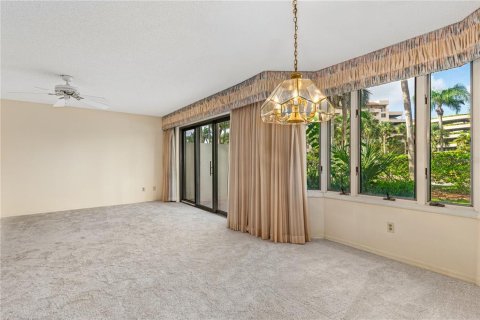 Купить таунхаус в Дейтона - Бич-Шорс, Флорида 7 комнат, 164.62м2, № 2093087 - фото 15