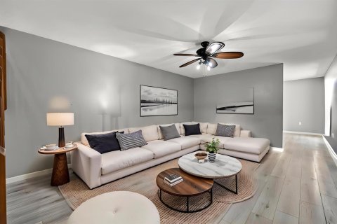 Adosado en venta en Palm Beach Gardens, Florida, 2 dormitorios, 138.24 m2 № 2187074 - foto 15