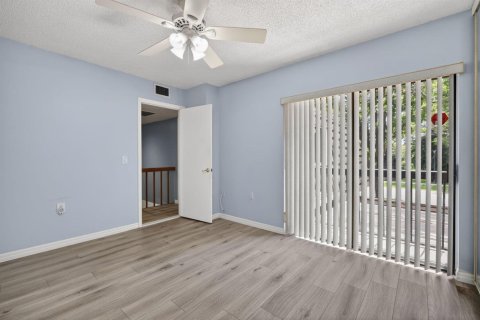 Adosado en venta en Palm Beach Gardens, Florida, 2 dormitorios, 138.24 m2 № 2187074 - foto 21