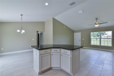 House in Ocala, Florida 4 bedrooms, 136.85 sq.m. № 1662223 - photo 15