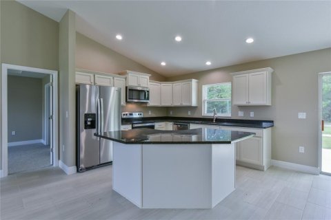 House in Ocala, Florida 4 bedrooms, 136.85 sq.m. № 1662223 - photo 12