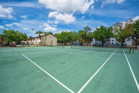 Condo in Sarasota, Florida, 2 bedrooms  № 2209164 - photo 29