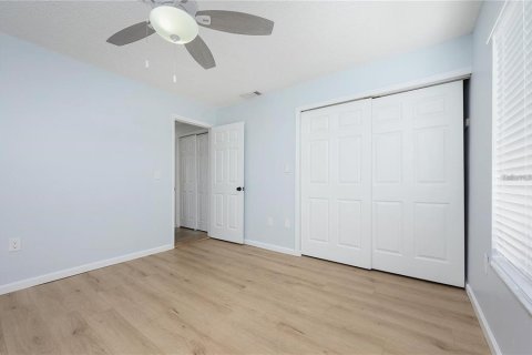 Condo in Sarasota, Florida, 2 bedrooms  № 2209164 - photo 16