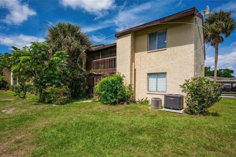 Condo in Sarasota, Florida, 2 bedrooms  № 2209164 - photo 22