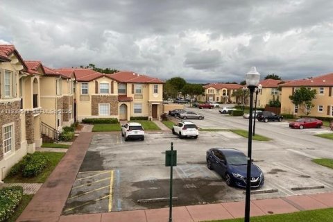 Condo in Homestead, Florida, 3 bedrooms  № 2052921 - photo 9