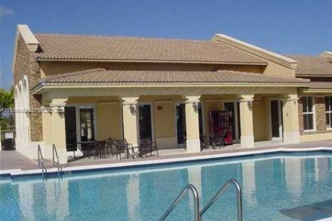 Condo in Homestead, Florida, 3 bedrooms  № 2052921 - photo 8