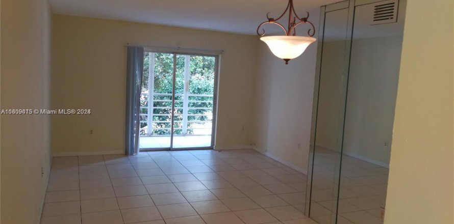 Condo à Deerfield Beach, Floride, 2 chambres  № 1960083