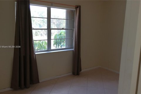 Copropriété à vendre à Deerfield Beach, Floride: 2 chambres, 119.84 m2 № 1960083 - photo 8