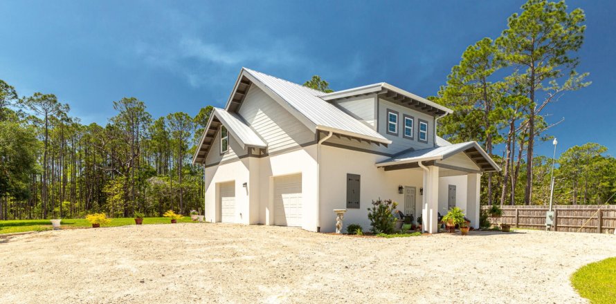 House in Santa Rosa Beach, Florida 3 bedrooms, 293.85 sq.m. № 560375