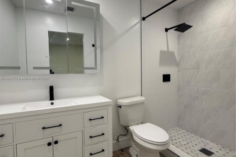 Townhouse in Miami, Florida 2 bedrooms, 95.69 sq.m. № 1953787 - photo 25