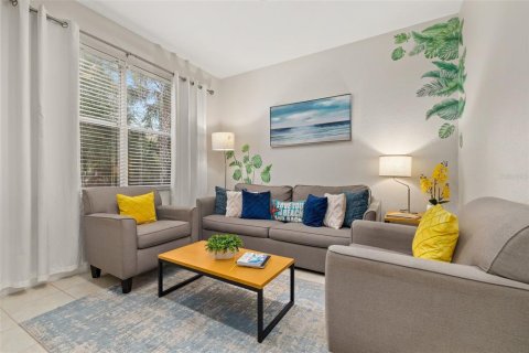 Townhouse in Kissimmee, Florida 3 bedrooms, 133.31 sq.m. № 2302677 - photo 14