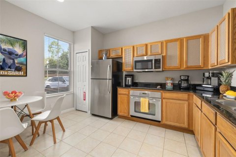 Townhouse in Kissimmee, Florida 3 bedrooms, 133.31 sq.m. № 2302677 - photo 20