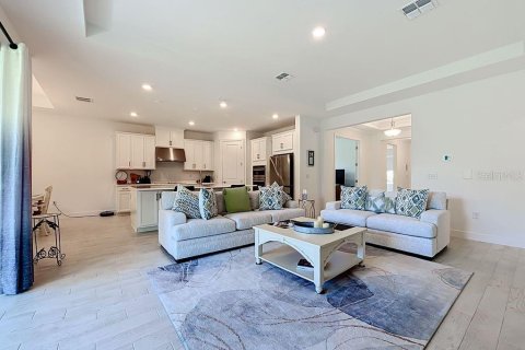 Casa en venta en Kissimmee, Florida, 2 dormitorios, 184.13 m2 № 2383725 - foto 13
